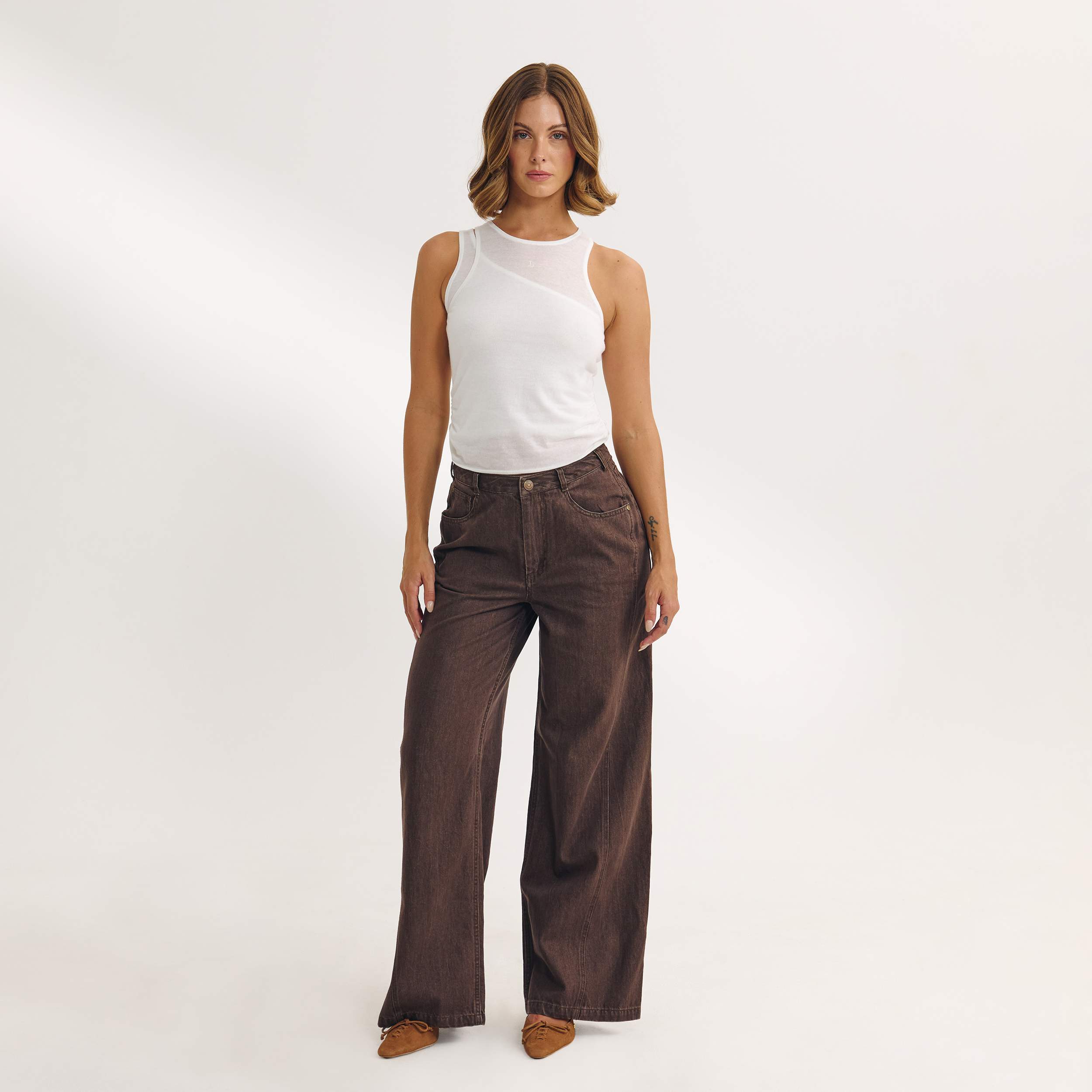 Dipped-Waist Wide-Leg Jeans - Espresso