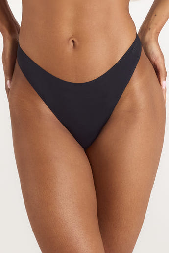 PillowSoft™ Thong - Black