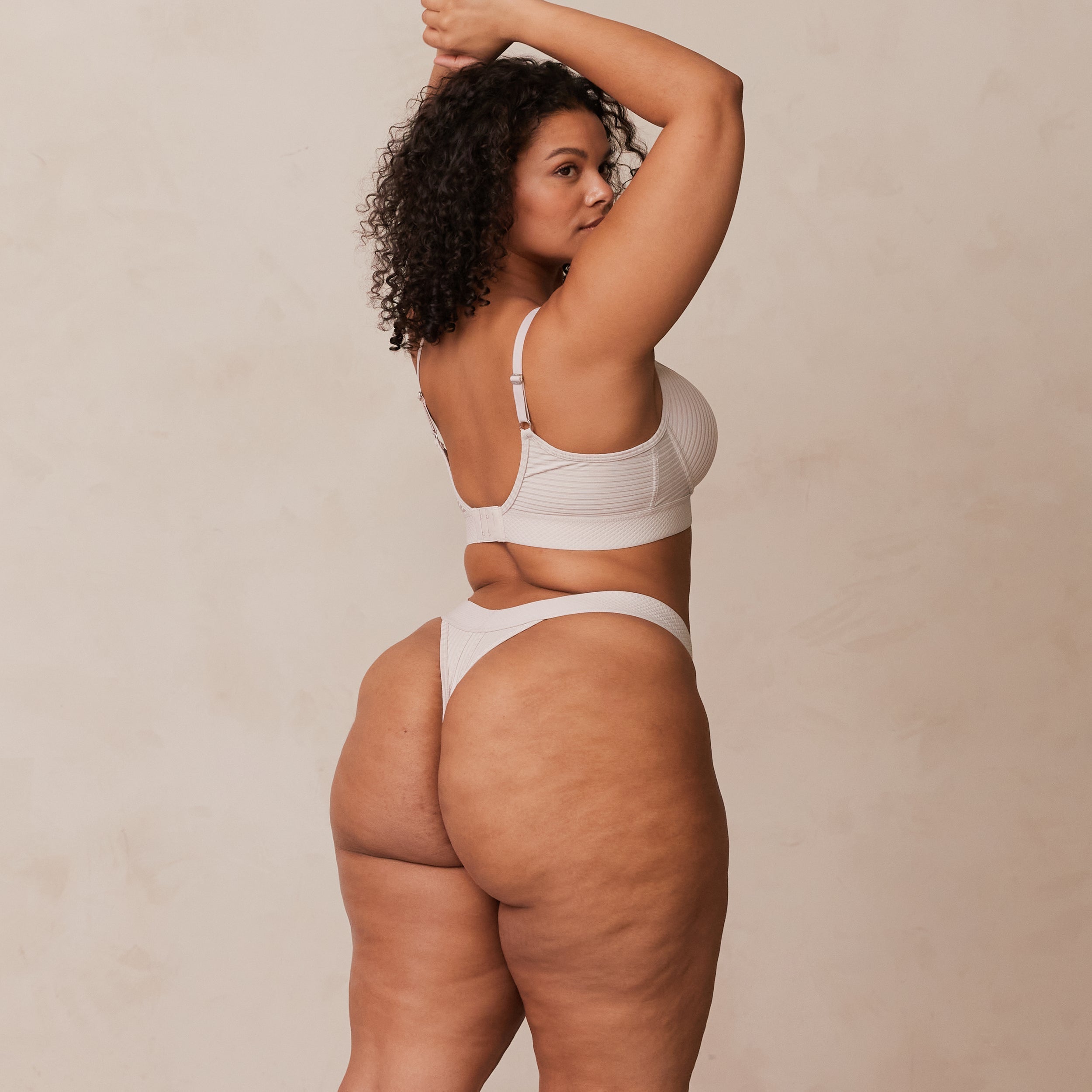 Bare Bra | Leslie, 36DD/XL