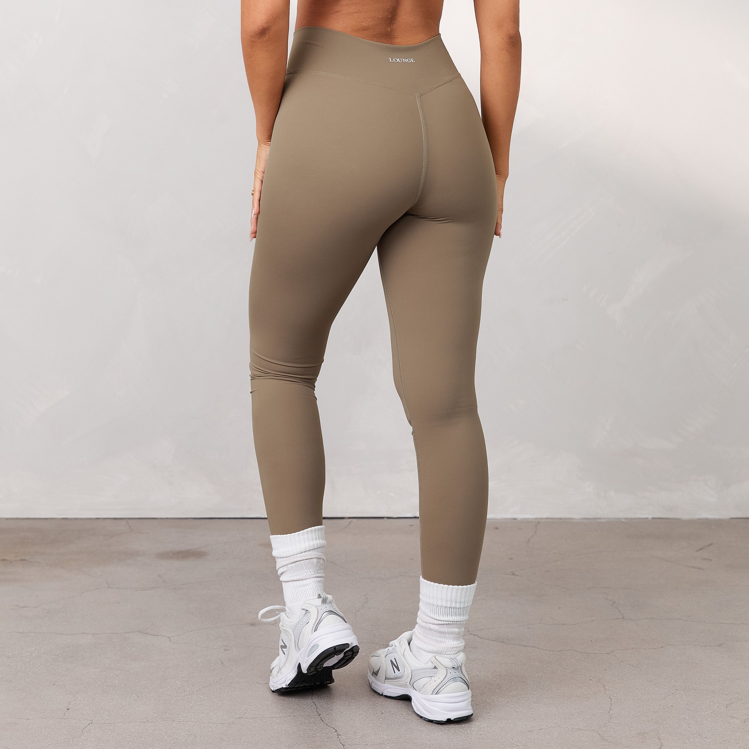 Silhouette Crossover Leggings | Adison, S
