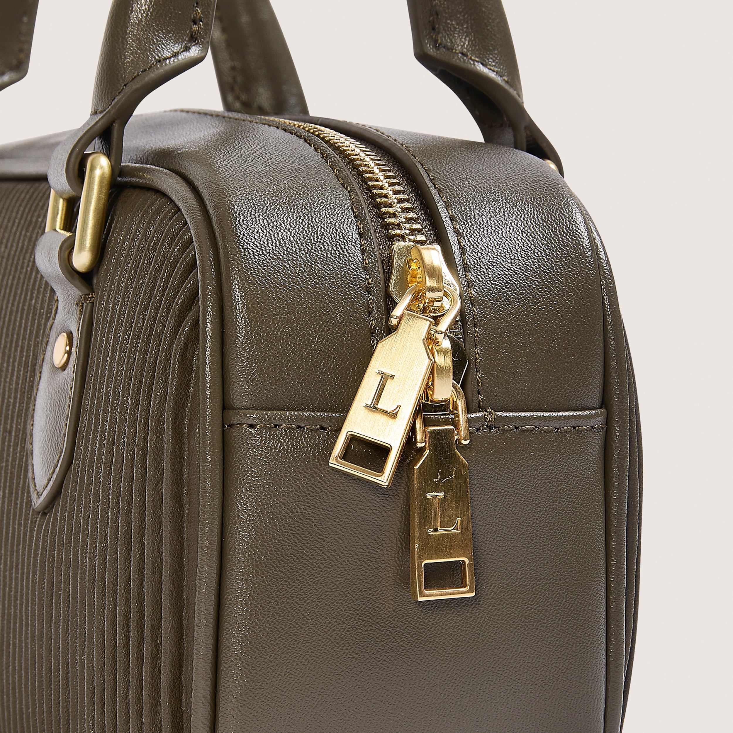 Annika Bowling Bag | Annika Bowling Bag - Olive