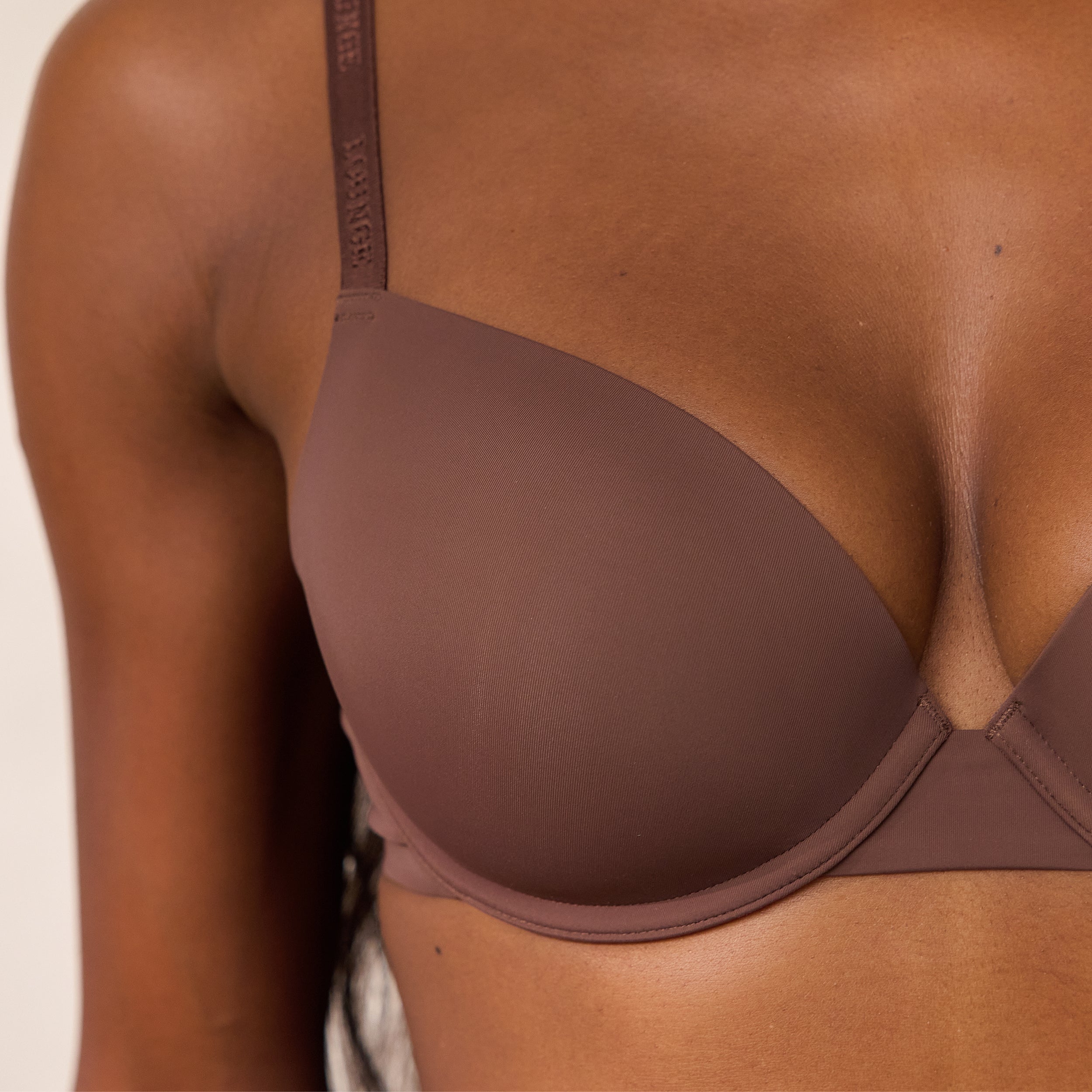 Invisible Form T-Shirt Bra | Amina, 34D/S