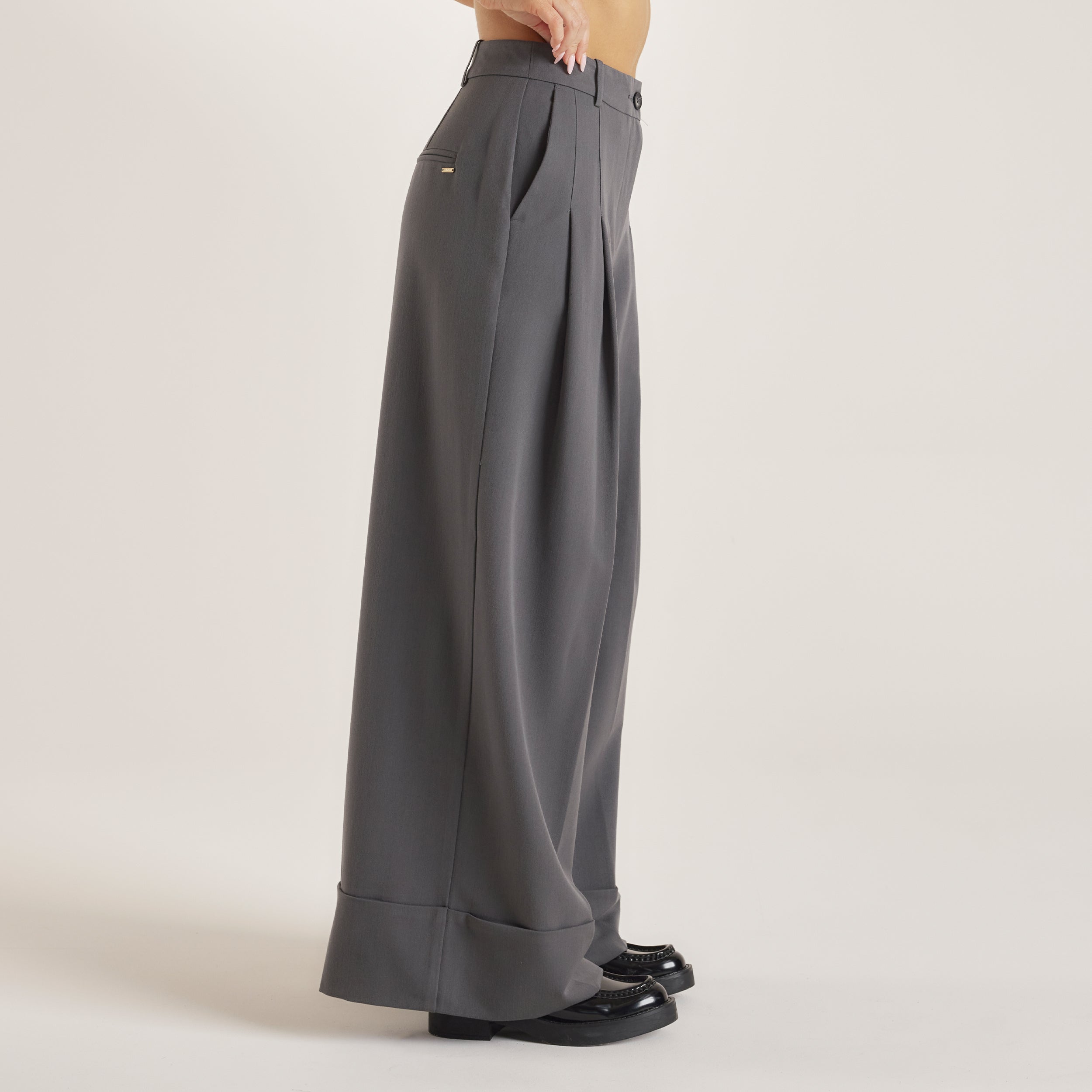 Tailored Turn-Up Pants  | Tailored Turn-Up Pants - Charcoal