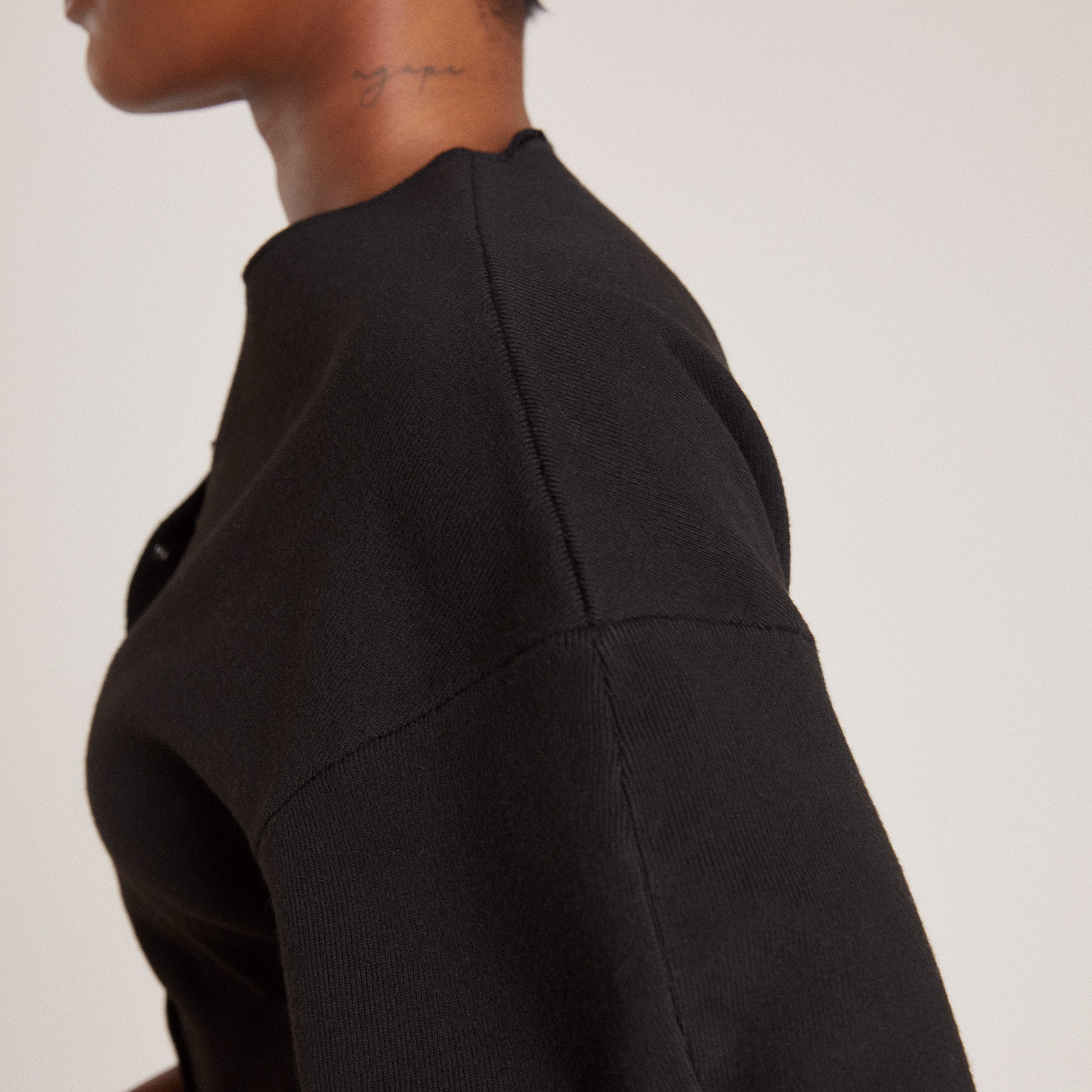 Fitted Cardigan | Fitted Cardigan - Black