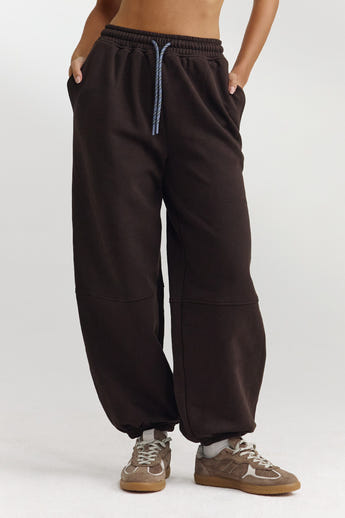 Barrel Leg Sweatpants - Dark Chocolate