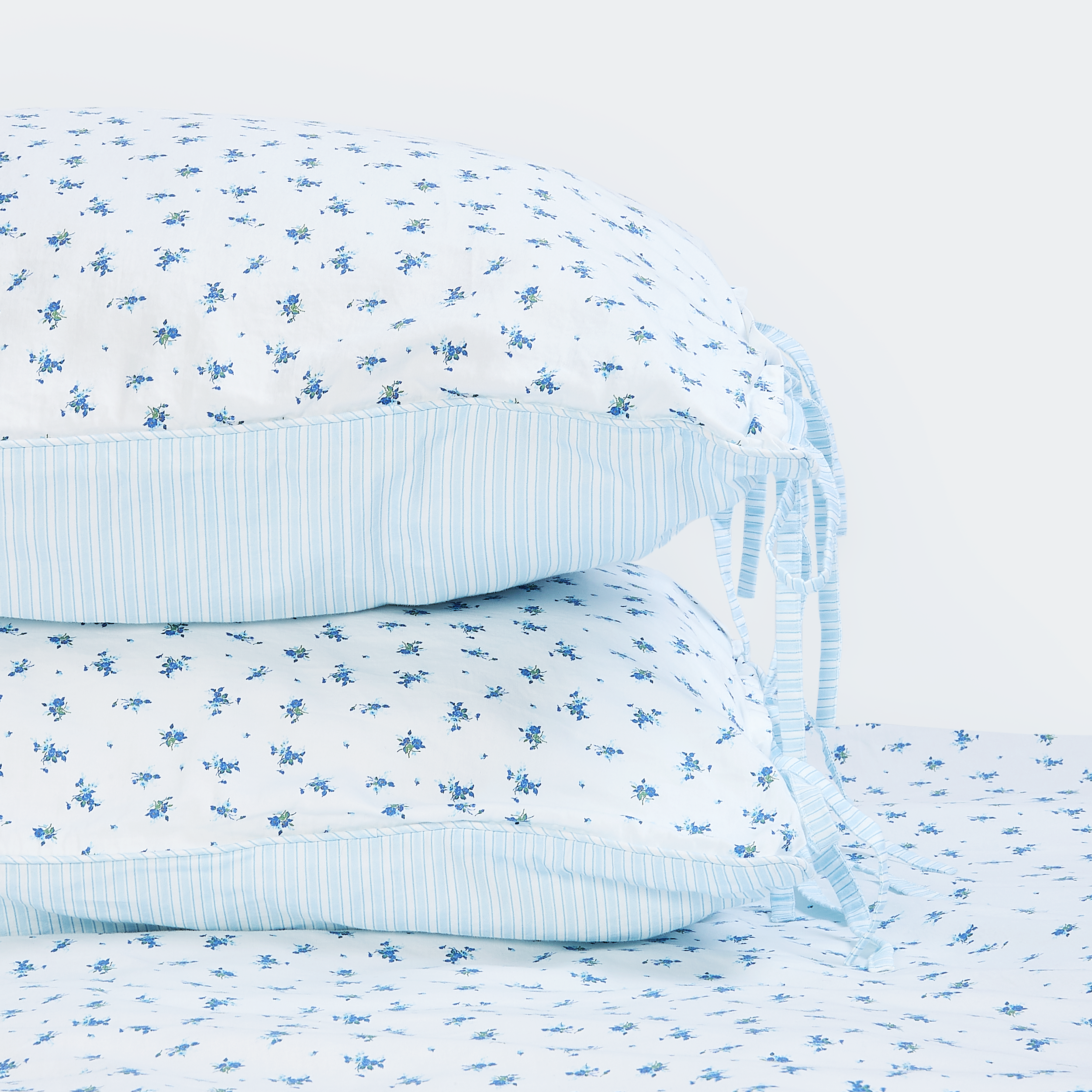 Bloom & Stripe Reversible Pillowcases (2-Pack) | Bloom & Stripe Reversible Pillowcases (2-Pack) - Blue Floral Print